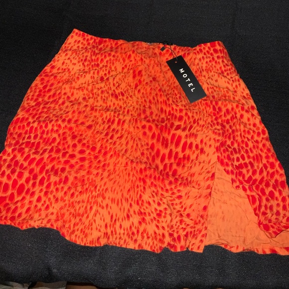 Skirt - Picture 1 of 1